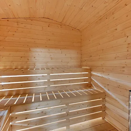I Angelo Z Sauna I Jacuzzi- Karwia